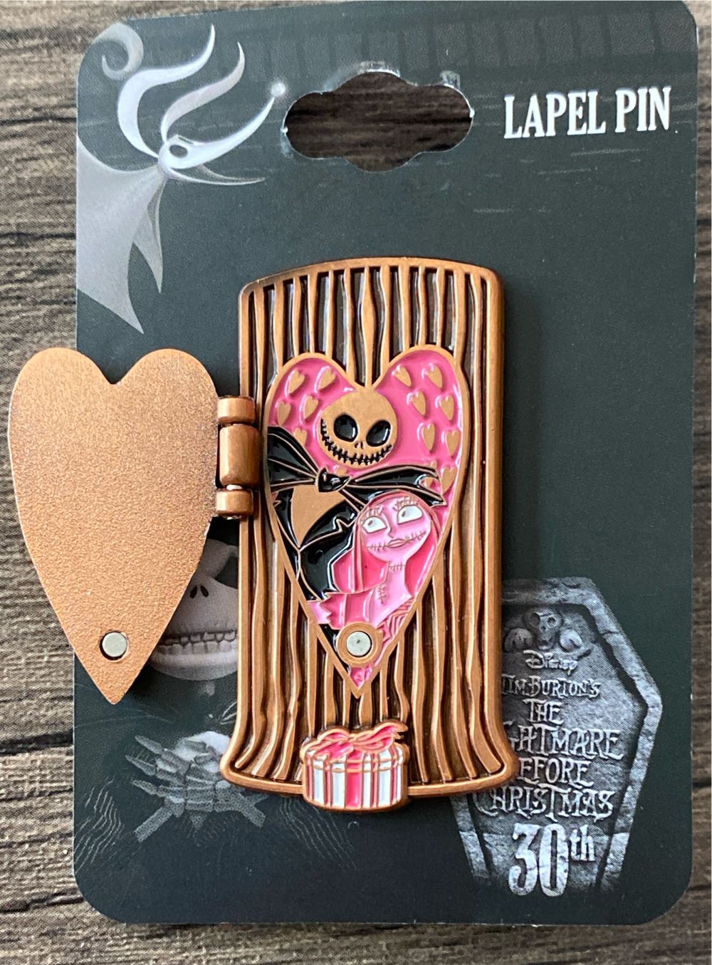 Jack And Sally Valentine’s Day Door  pin collectible - Main Image 2