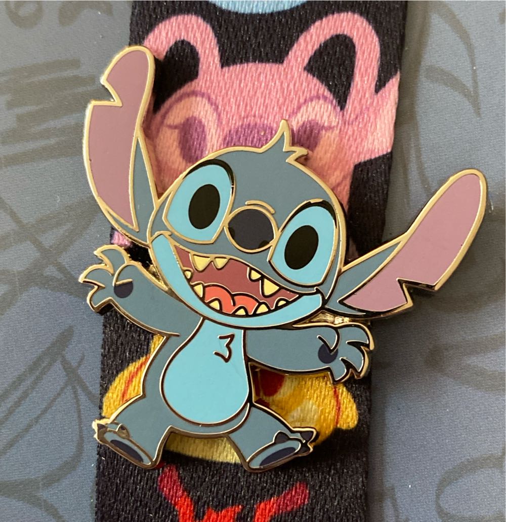 HKDL Zootopia Mystery Pin Set - Chief Bogo