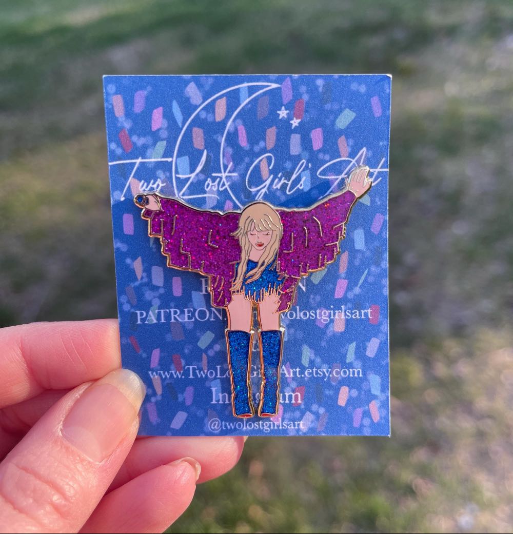 Pawprint Family Shaun Dancing Enamel Pin Badge Officially Licensed Shaun The Sheep Nickel Nickel