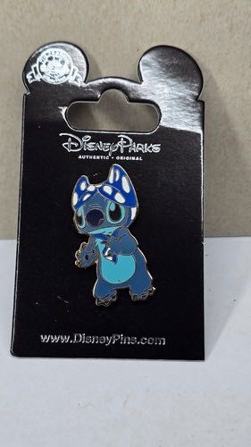 Jiminy Cricket Pinocchio WDCC ”Cricket’s the Name” Charter Member Pin 1993