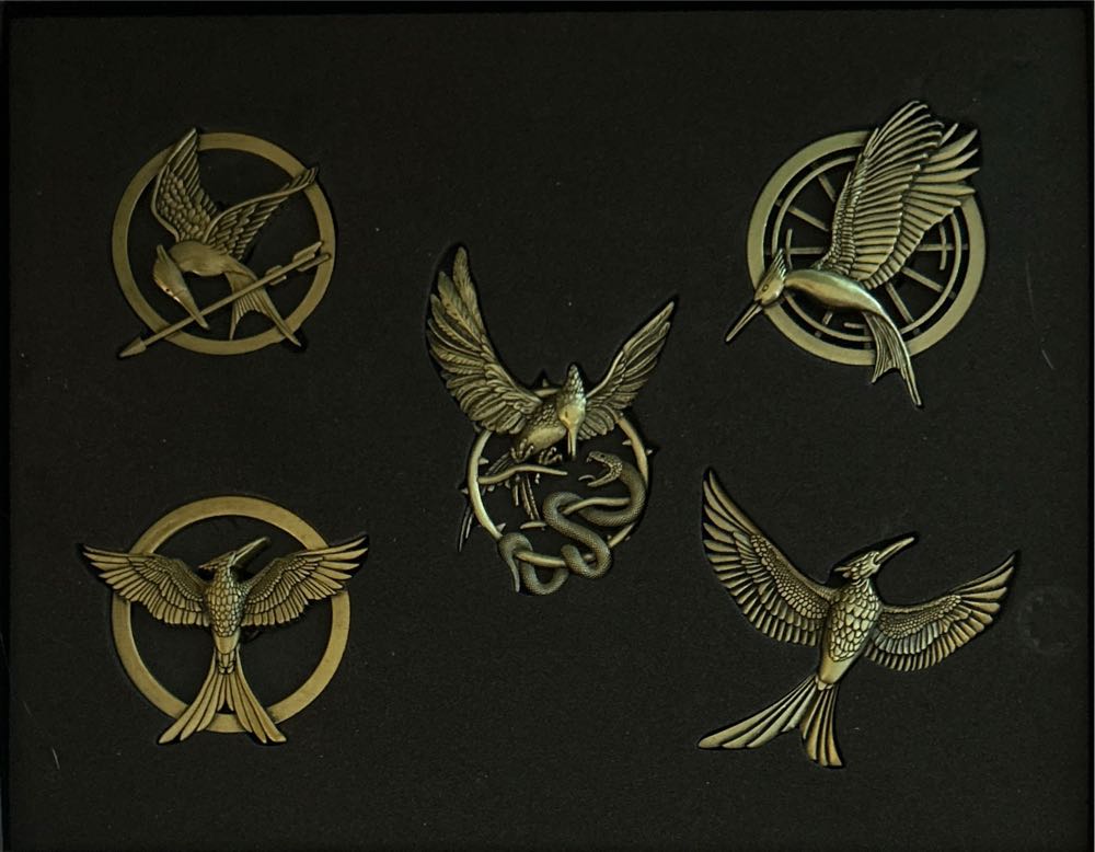 The World Of The Hunger Games Deluxe 5 Pin Set - Neca pin collectible [Barcode 634482267462] - Main Image 2
