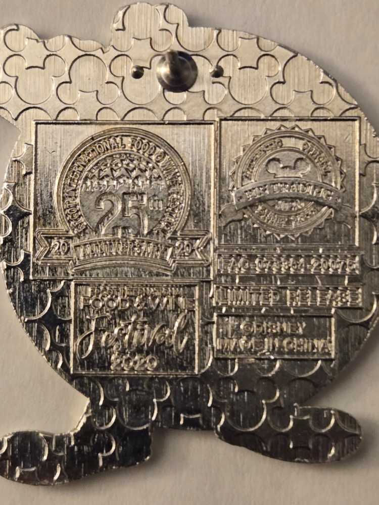 Goofy Chef  pin collectible - Main Image 2