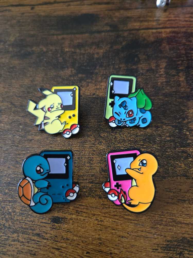 Pokemon Gameboy  pin collectible - Main Image 2