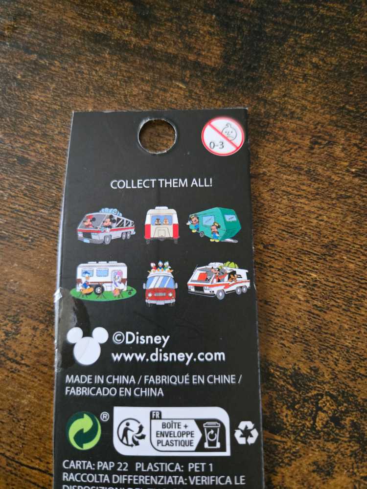 Mickey Camping Trailers  pin collectible - Main Image 3