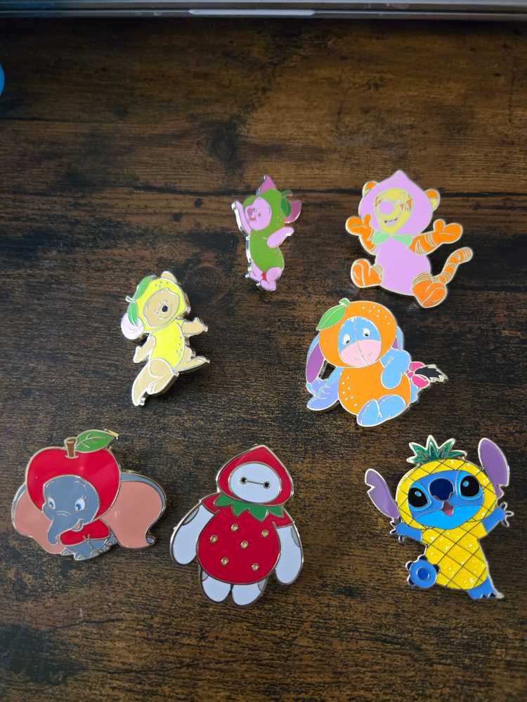 In Fruit  pin collectible - Main Image 2