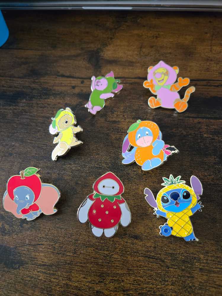 In Fruit  pin collectible - Main Image 2