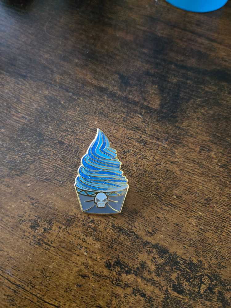 2013 WDW Hidden Mickey Series 2013 Wave A: Epcot Cast Member Costumes - Mission: SPACE