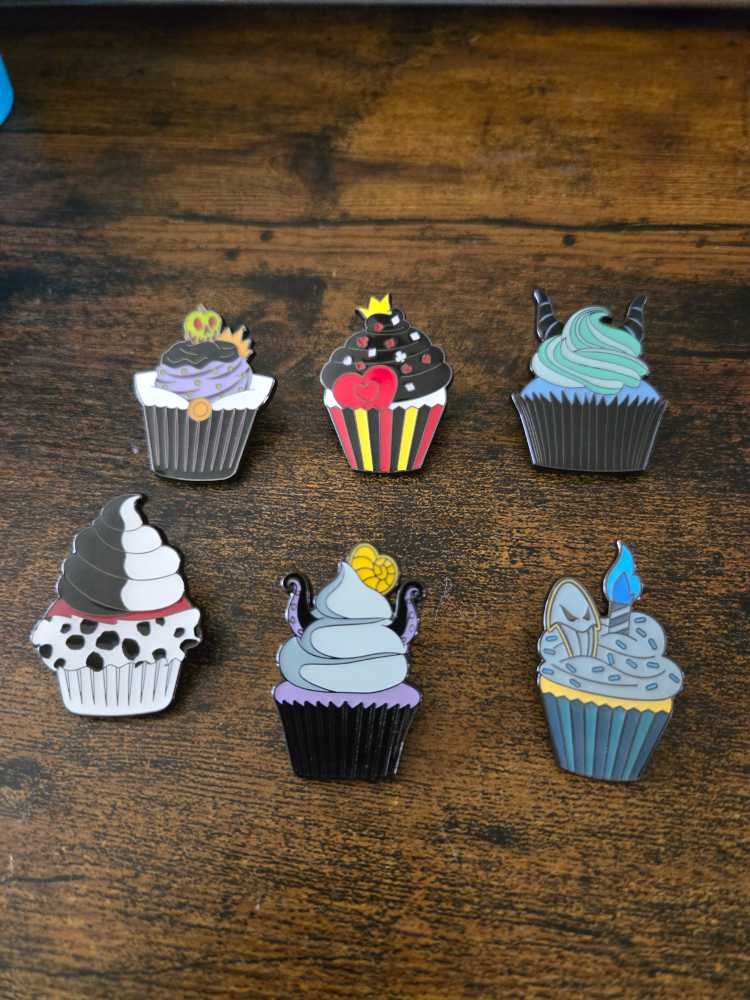 Villain Cupcake  pin collectible - Main Image 2