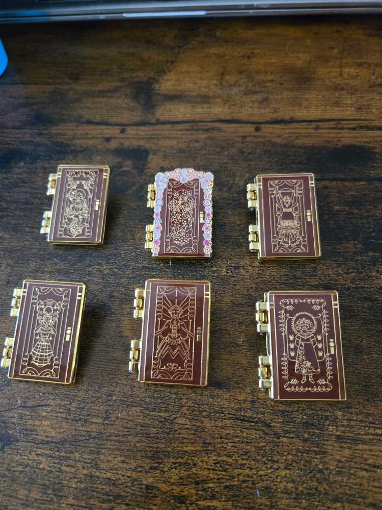 Encanto Doors  pin collectible - Main Image 3