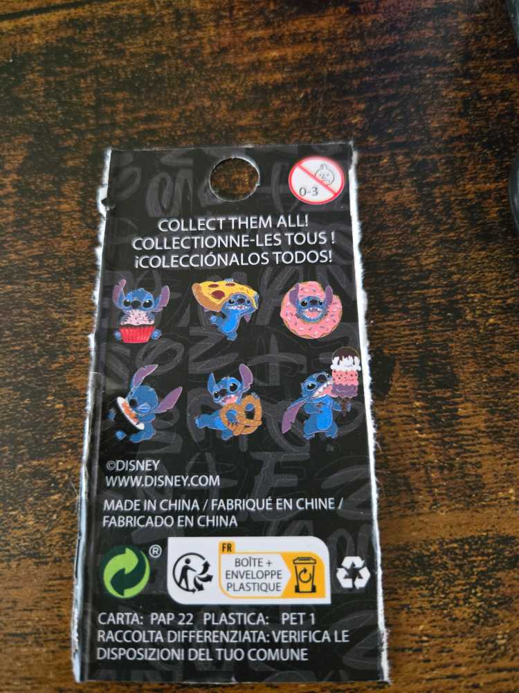 Stitch With Food  pin collectible - Main Image 3