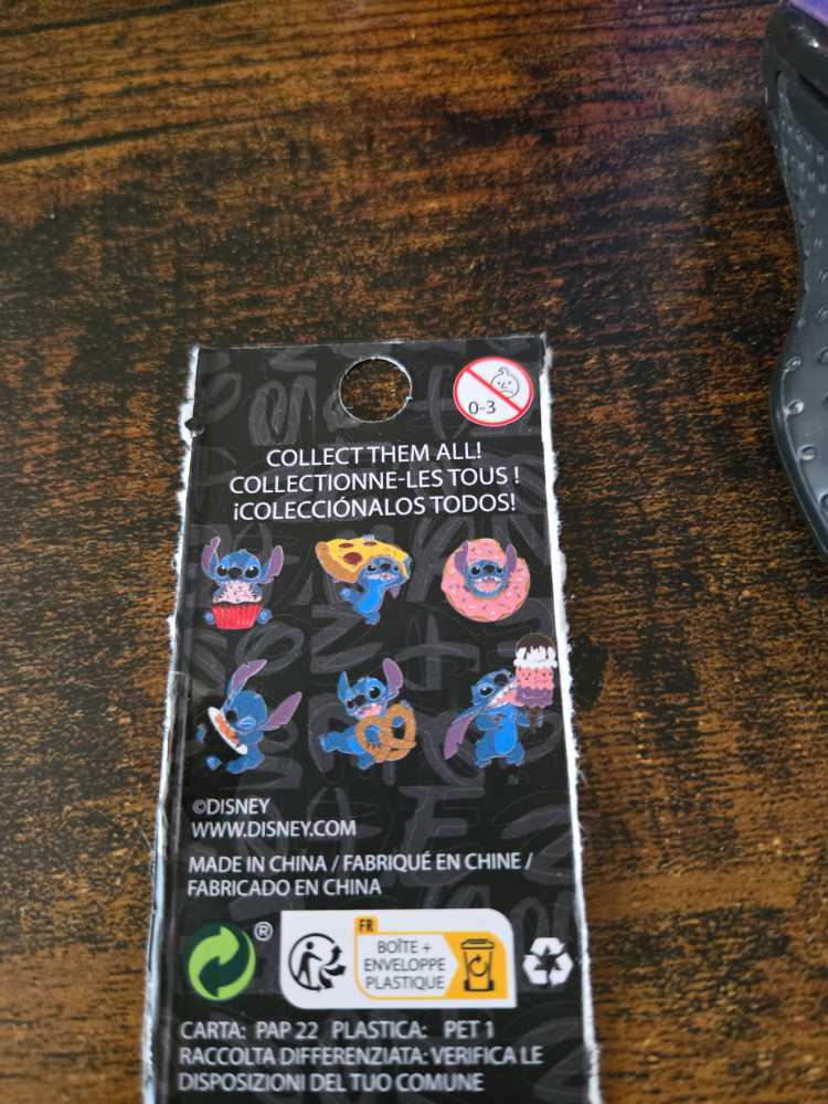 Stitch With Food  pin collectible - Main Image 3