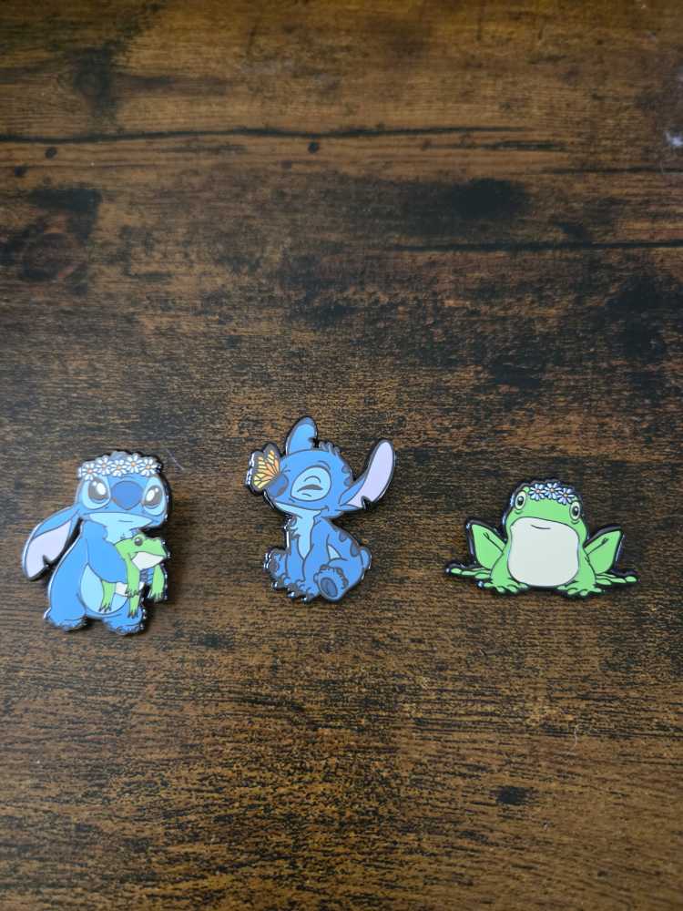 Stitche With Flowers  pin collectible - Main Image 2