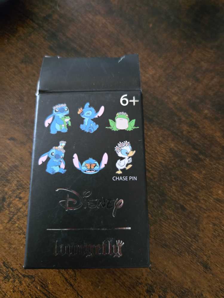 Stitche With Flowers  pin collectible - Main Image 3