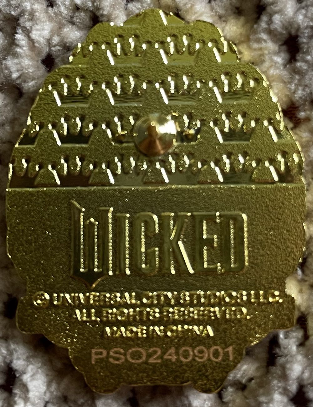 Wicked (Elphaba) @Loungefly  pin collectible - Main Image 2