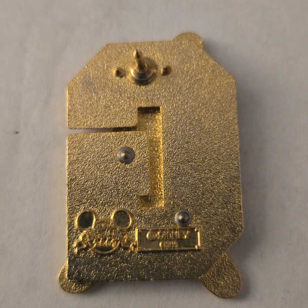 Goofy Letter G  pin collectible - Main Image 2