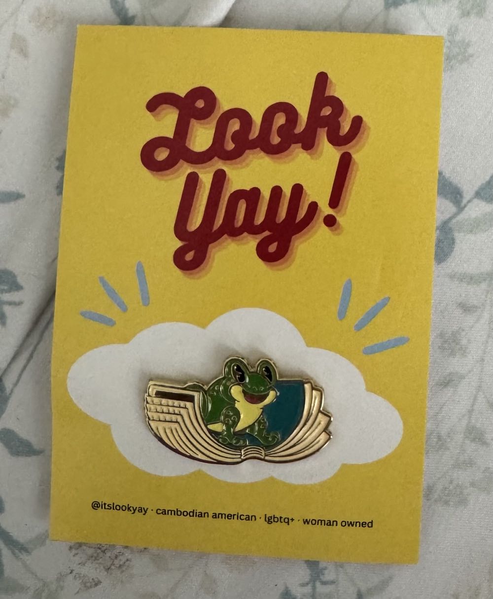 Frog  pin collectible - Main Image 2