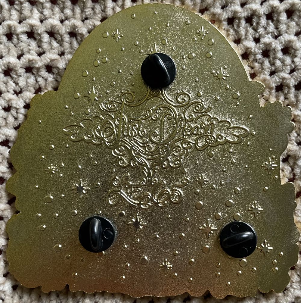 Aurora Fantasy  pin collectible - Main Image 2