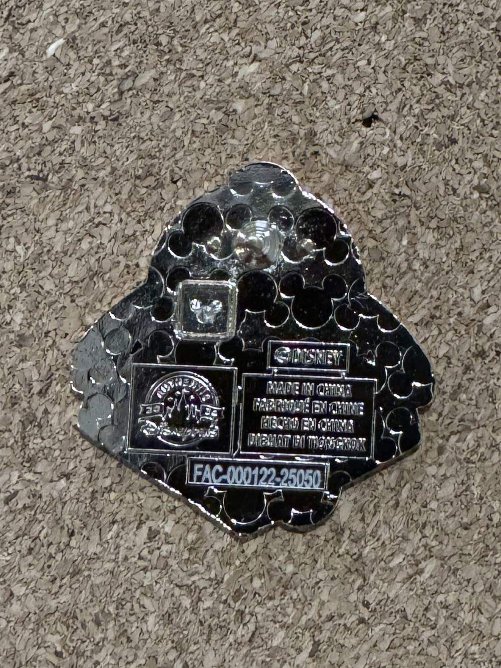 Folding Fan - Pluto - Hard Enamel, Metal pin collectible - Main Image 2