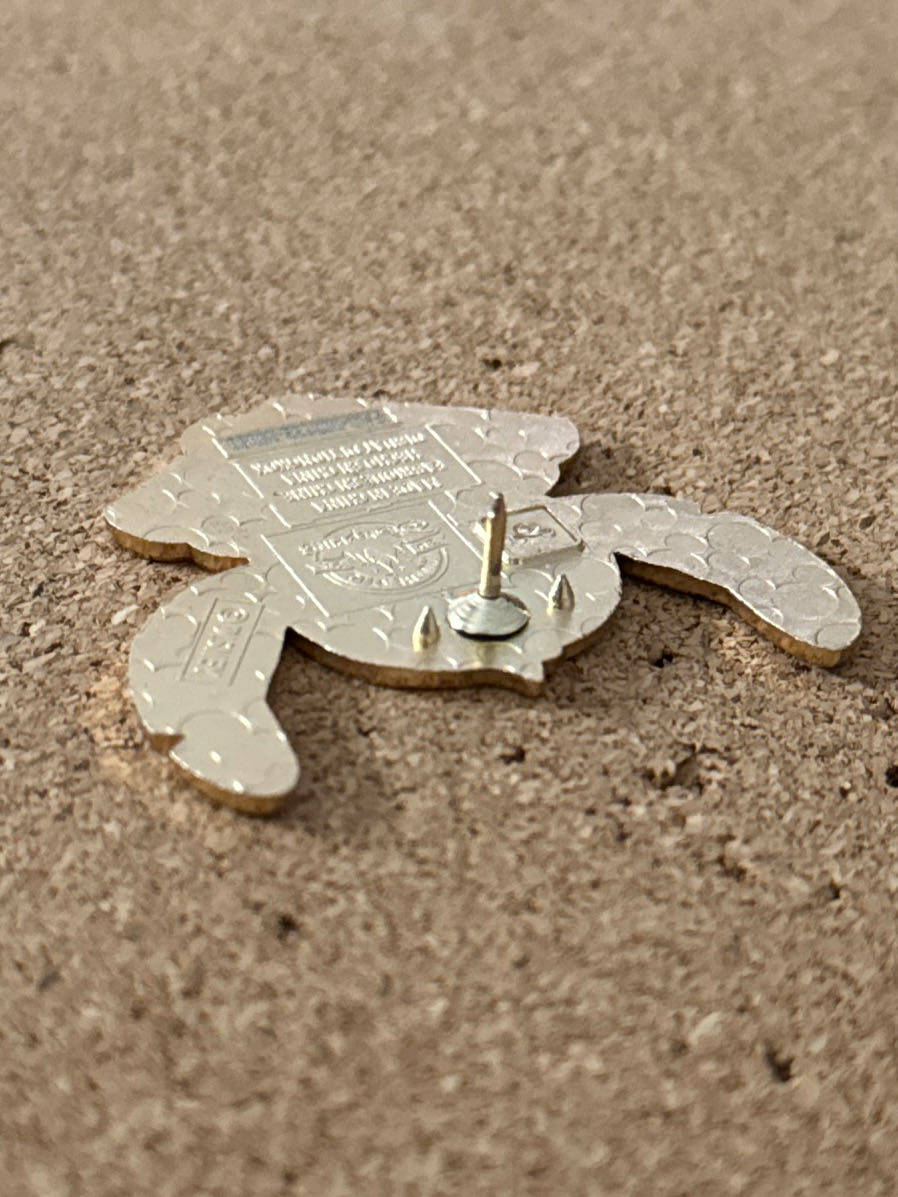 Folding Fan - Stitch - Hard Enamel, Metal pin collectible - Main Image 3