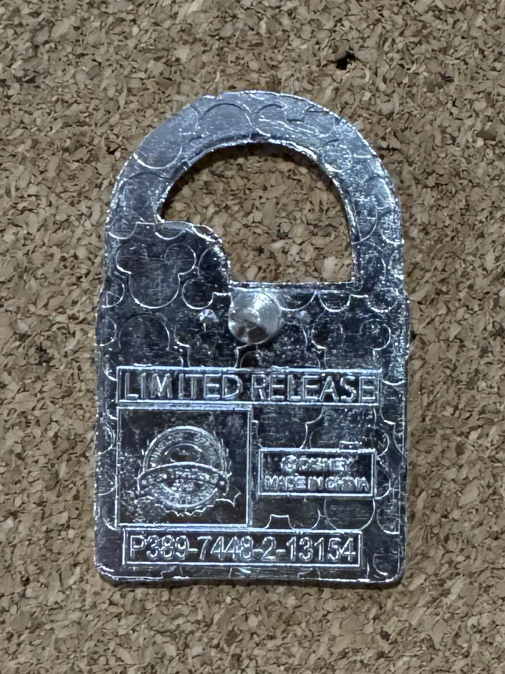 PWP Lock - Tinker Bell - Hard Enamel, Metal pin collectible - Main Image 2