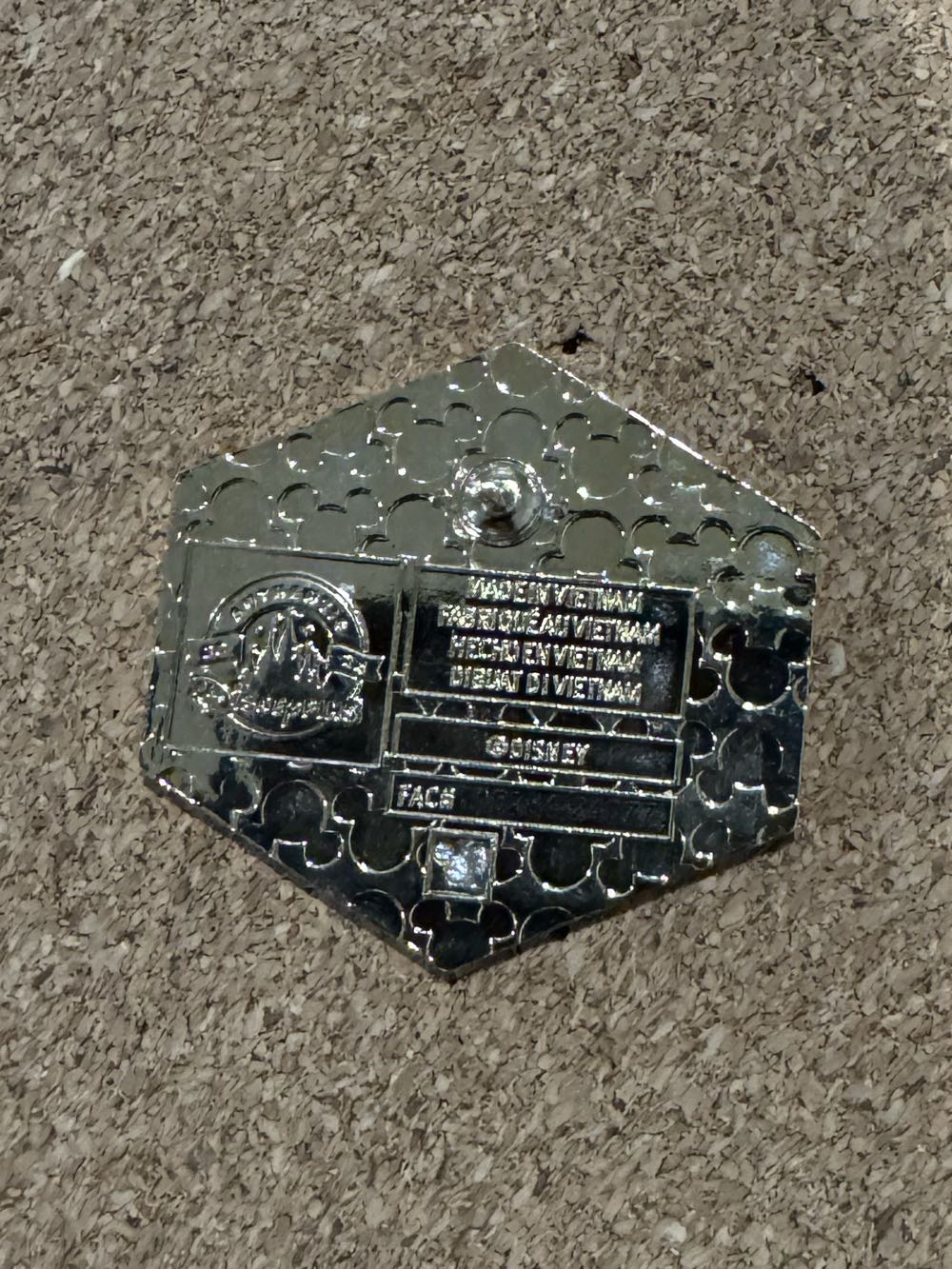 LK Laughing - Zazu - Hard Enamel, Metal pin collectible - Main Image 2