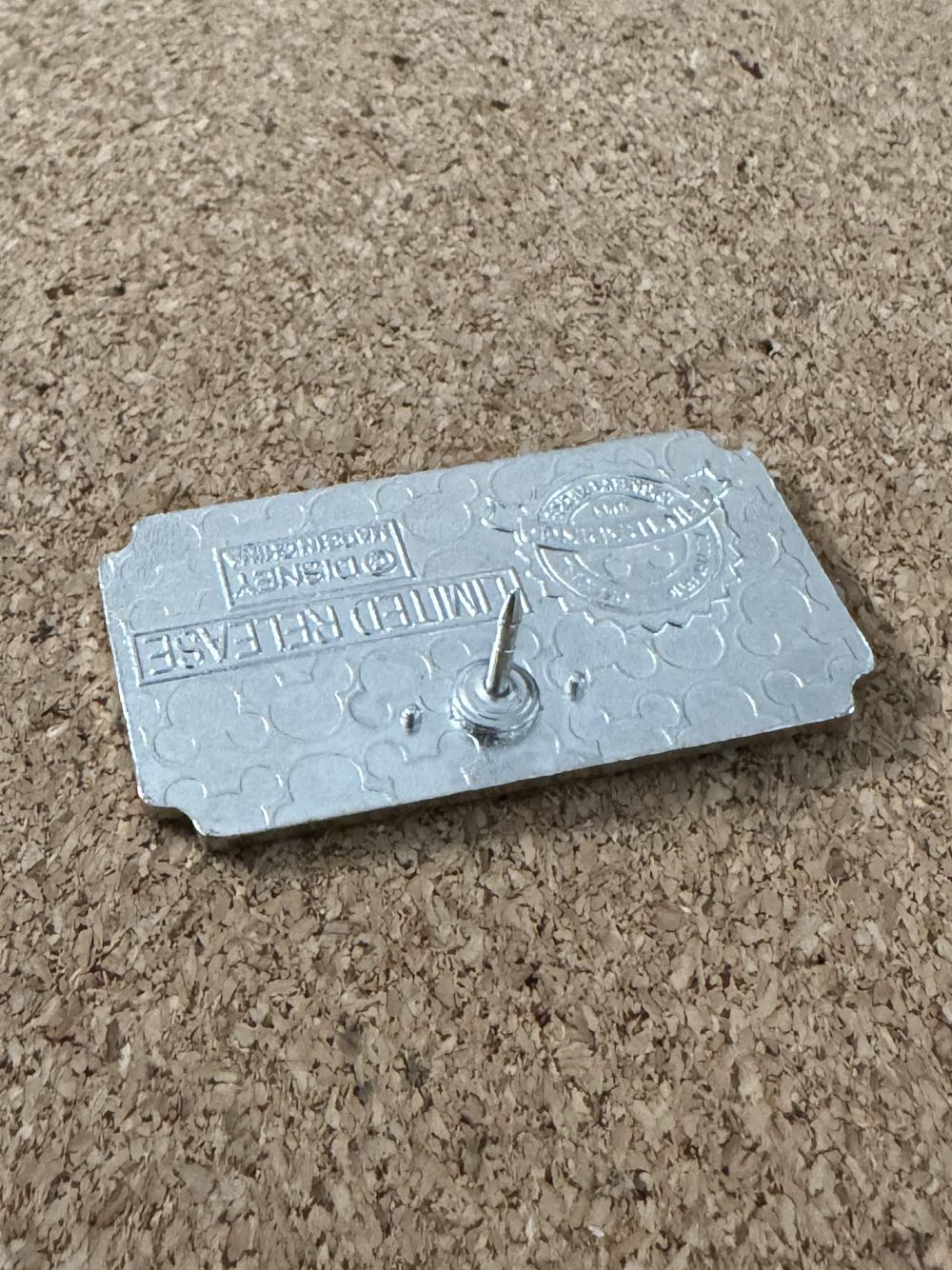 Admit One Ticket - Tinker Bell - Hard Enamel, Metal pin collectible - Main Image 3