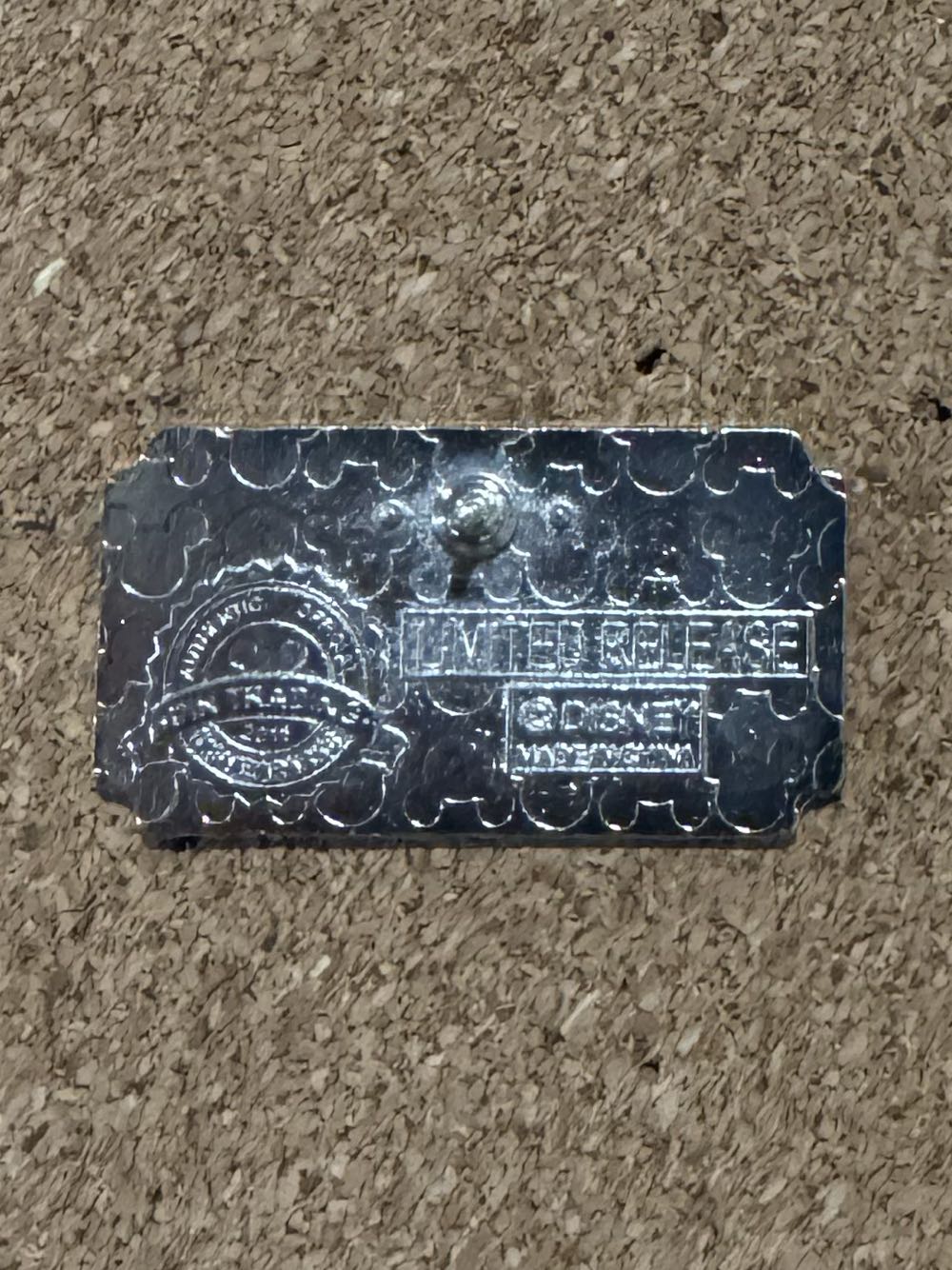 Admit One Ticket - Minnie Mouse - Hard Enamel, Metal pin collectible - Main Image 2