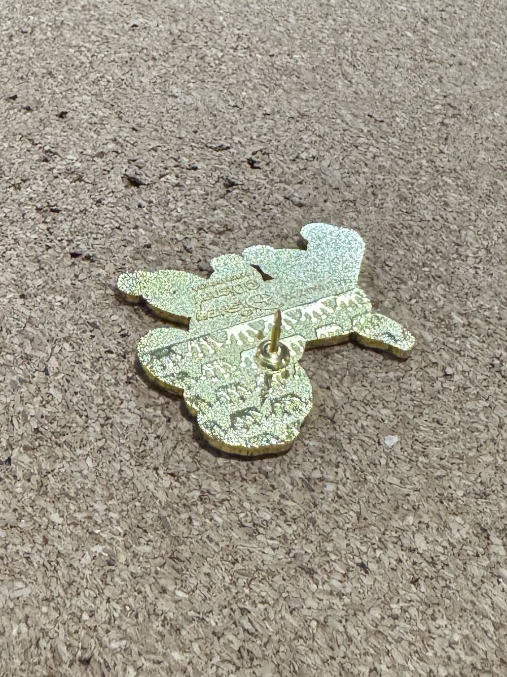 LFLY Balloon Animal - Lady - Disney Loungefly pin collectible - Main Image 3