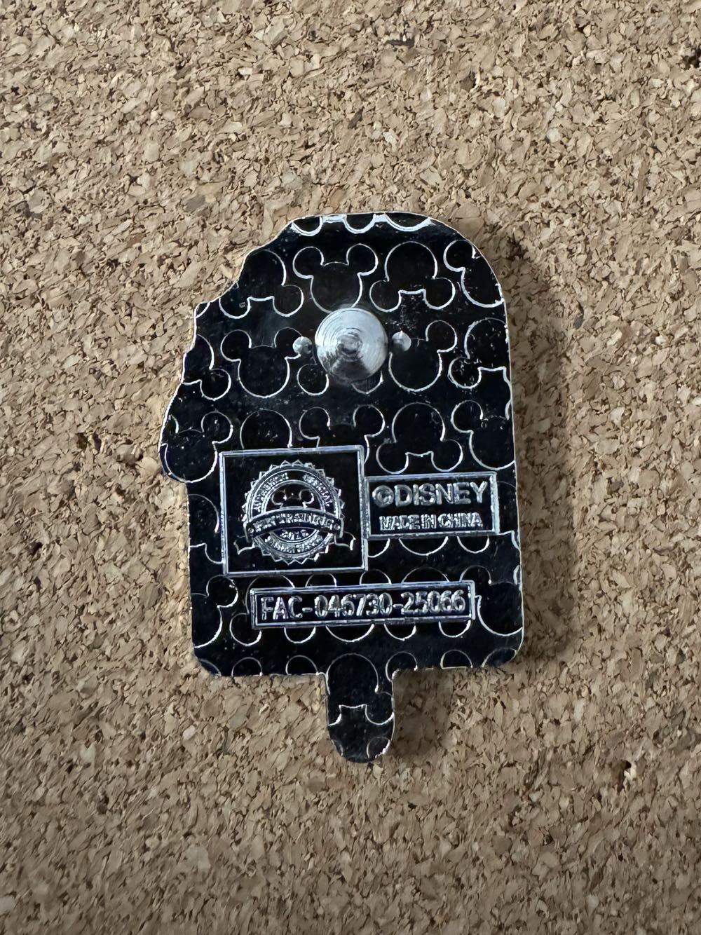 Ice Cream Bar - Lilo - Hard Enamel, Metal pin collectible - Main Image 2