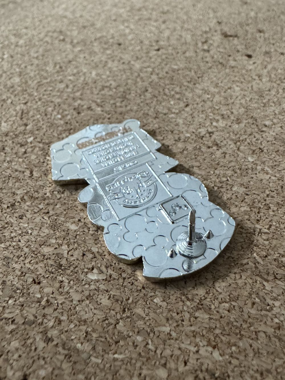 Toys in a Box - Jiminy Cricket - Complete Set pin collectible - Main Image 3