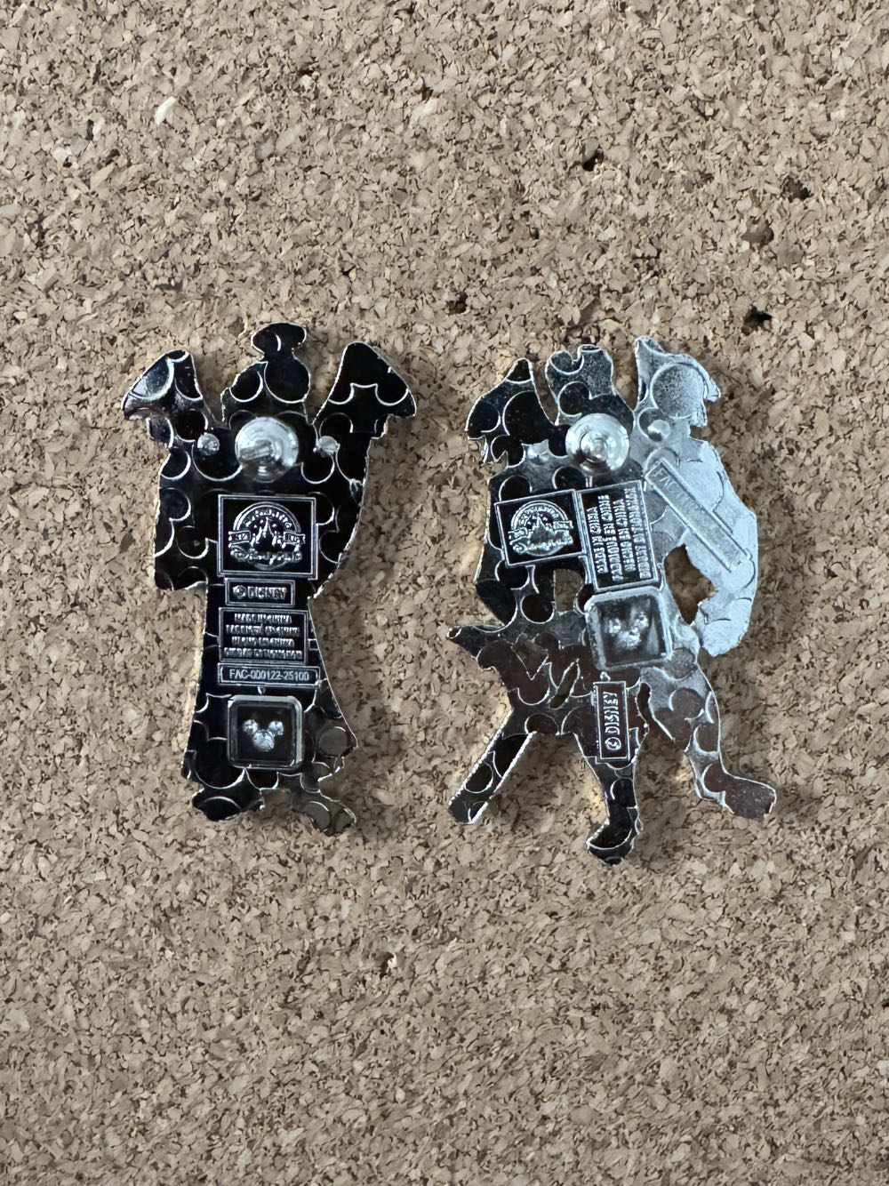 Emperor’s New Groove - Kronk Angel & Devil - Hard Enamel, Metal pin collectible - Main Image 2