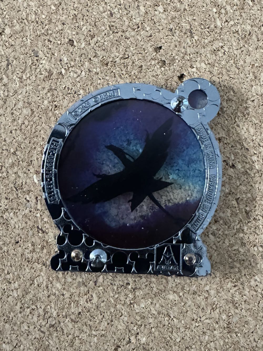 Avatar : The Way of Water - Banshee Logo - Hard Enamel, Stained Glass pin collectible - Main Image 2