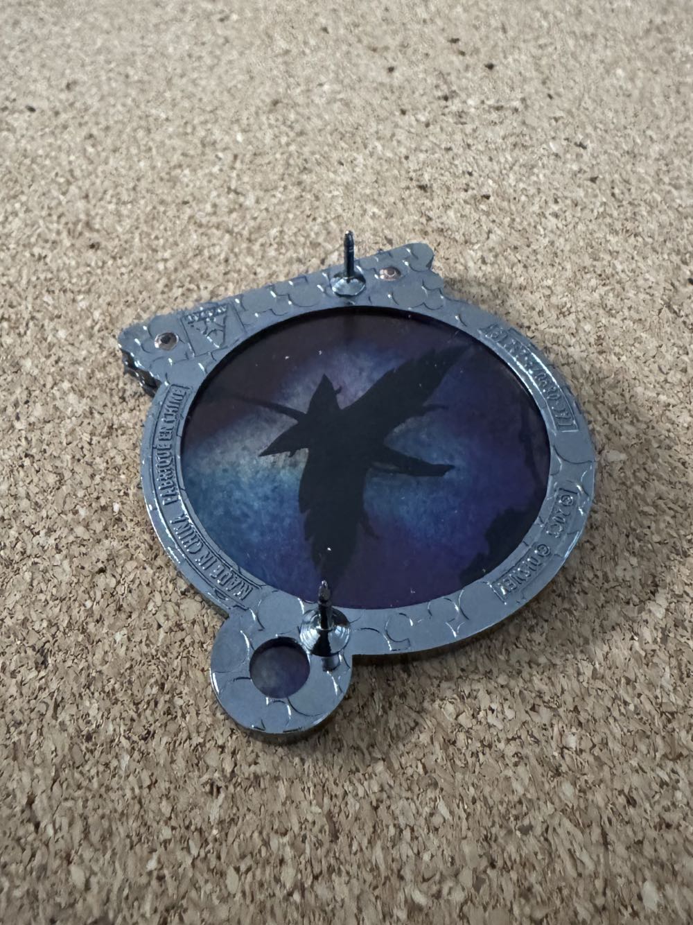 Avatar : The Way of Water - Banshee Logo - Hard Enamel, Stained Glass pin collectible - Main Image 3