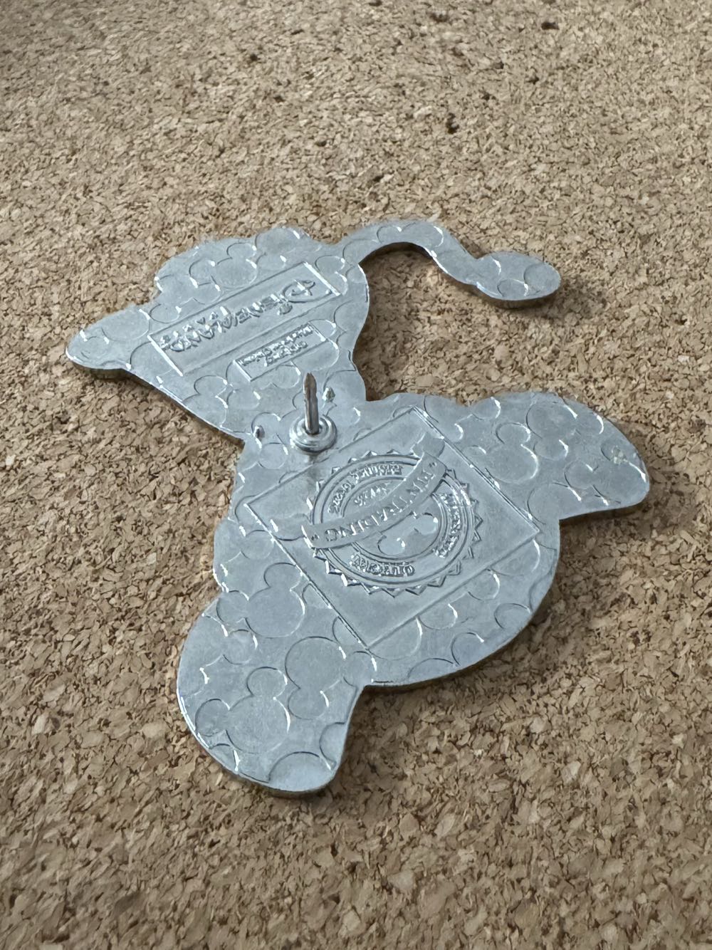 DLP Lion King - Nala as a Cub - Hard Enamel, Metal pin collectible - Main Image 3