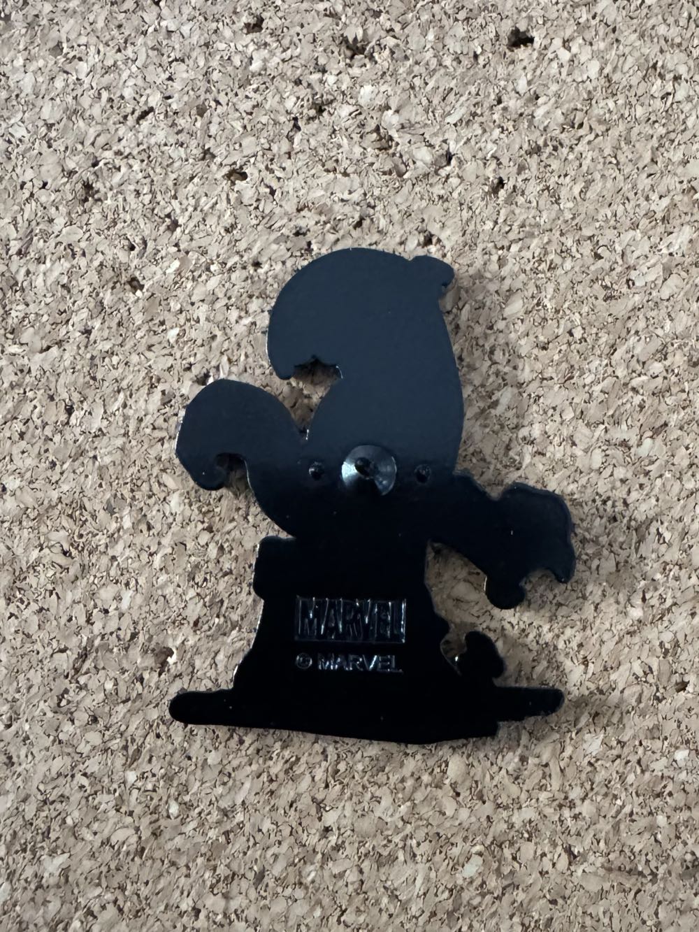 Marvel Skottie Young 2019 - Venom & Spider-Man - Marvel Enamel Pin pin collectible - Main Image 2