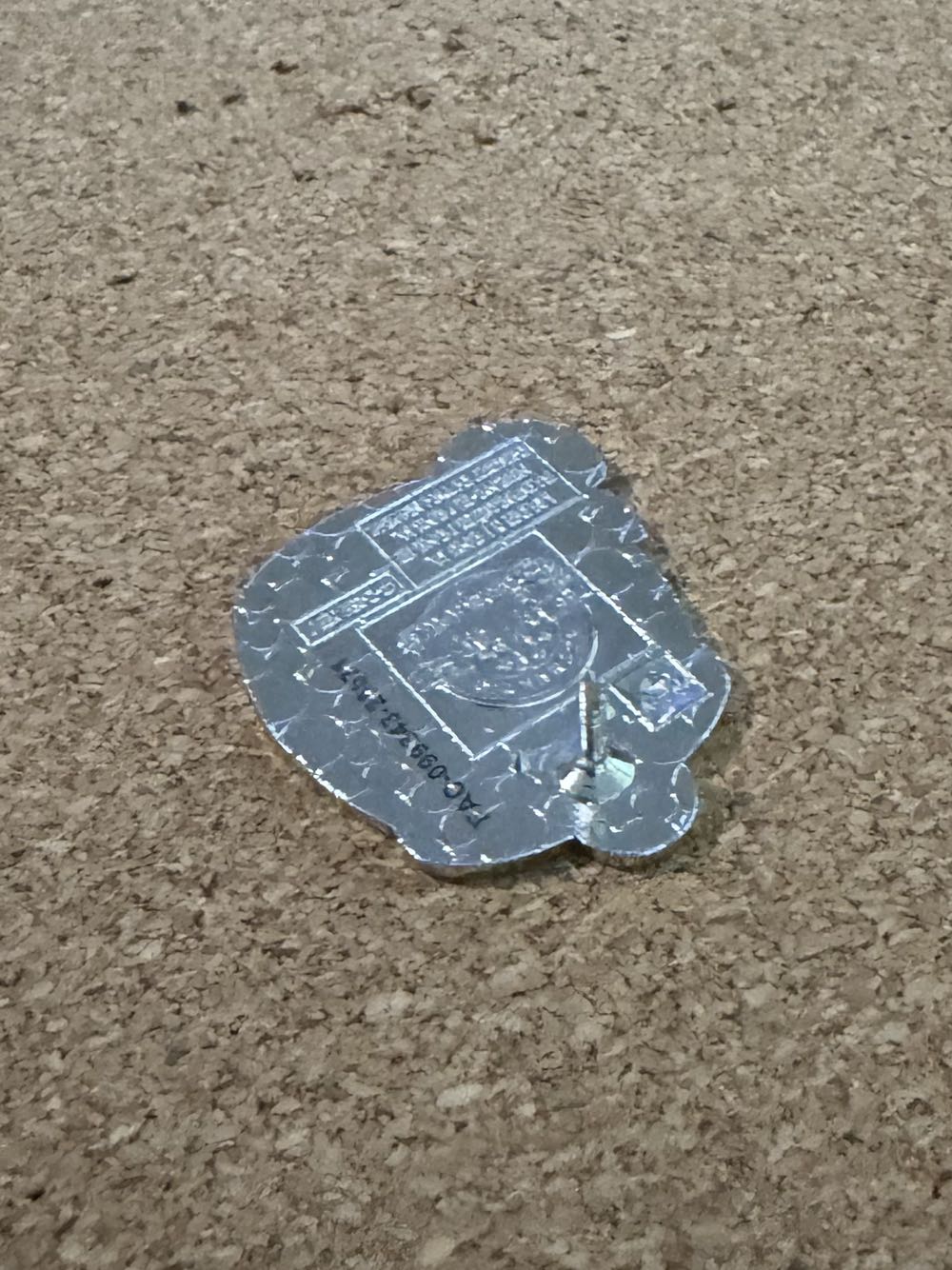 Princess Candle - Mulan - Hard Enamel, Metal pin collectible - Main Image 3