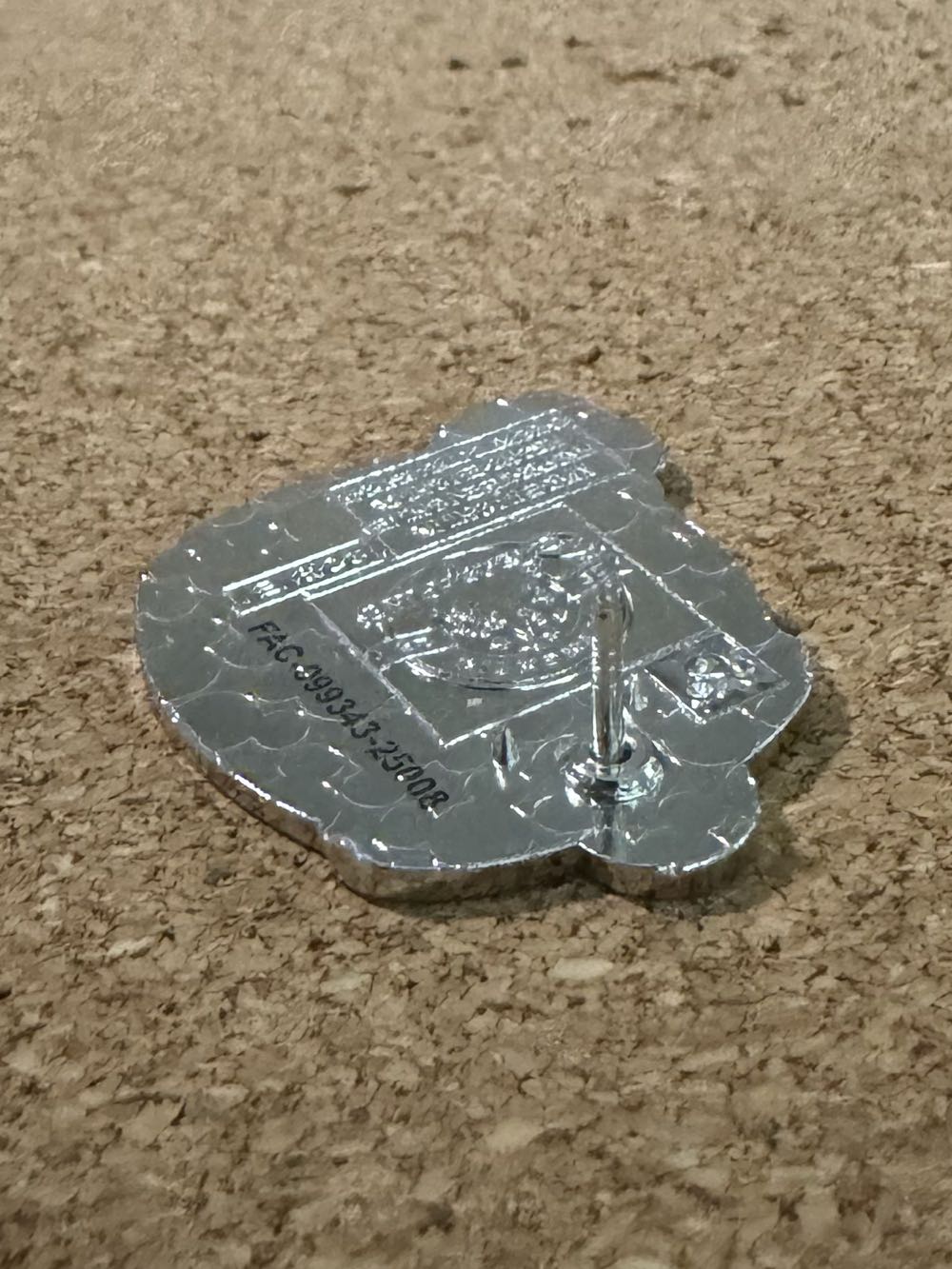 Princess Candle - Snow White - Hard Enamel, Metal pin collectible - Main Image 3