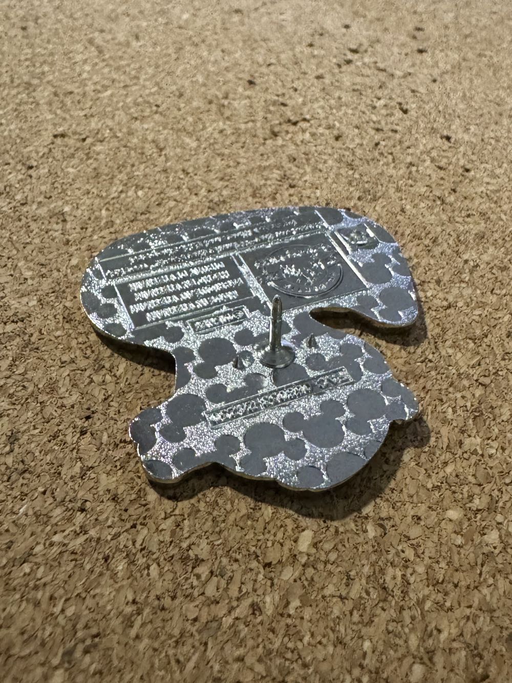 Ducks of Disney - Tigger - Hard Enamel, Metal pin collectible - Main Image 3