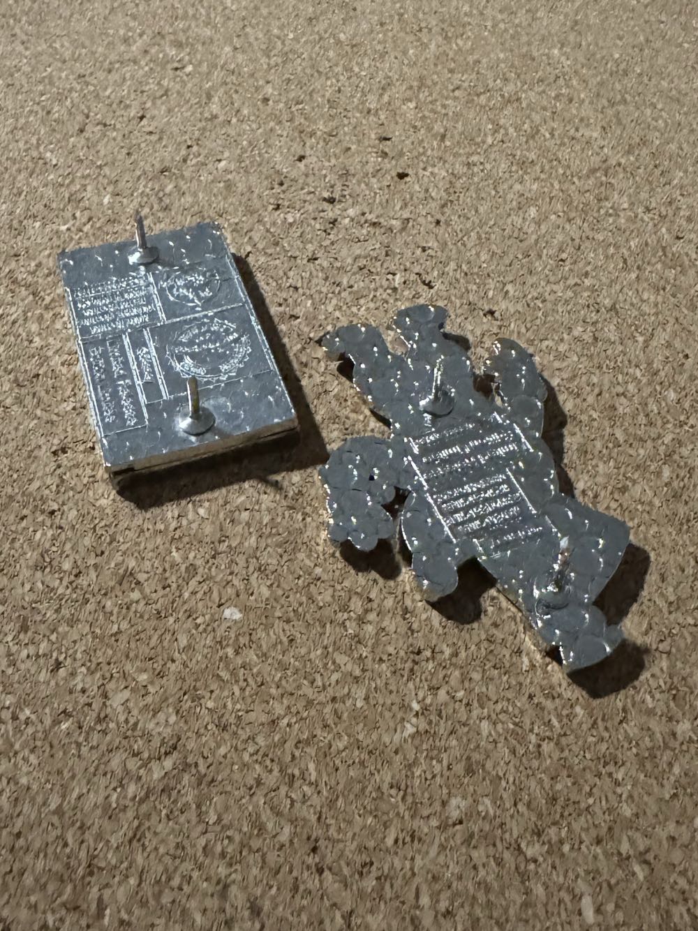 VHS S2 - A Goofy Movie (Set) - Hard Enamel, Metal pin collectible - Main Image 4