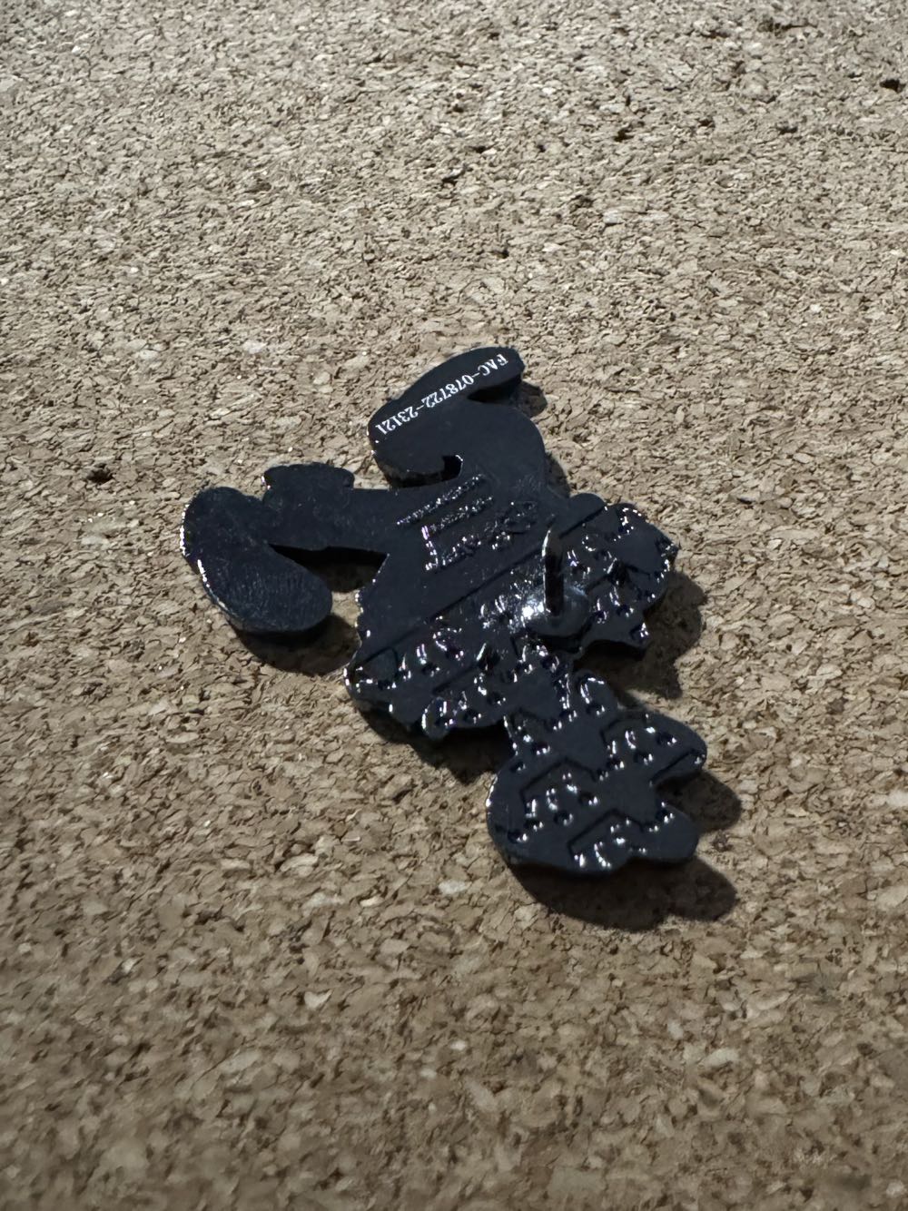 Cowboy Goofy - Disney Loungefly pin collectible - Main Image 3