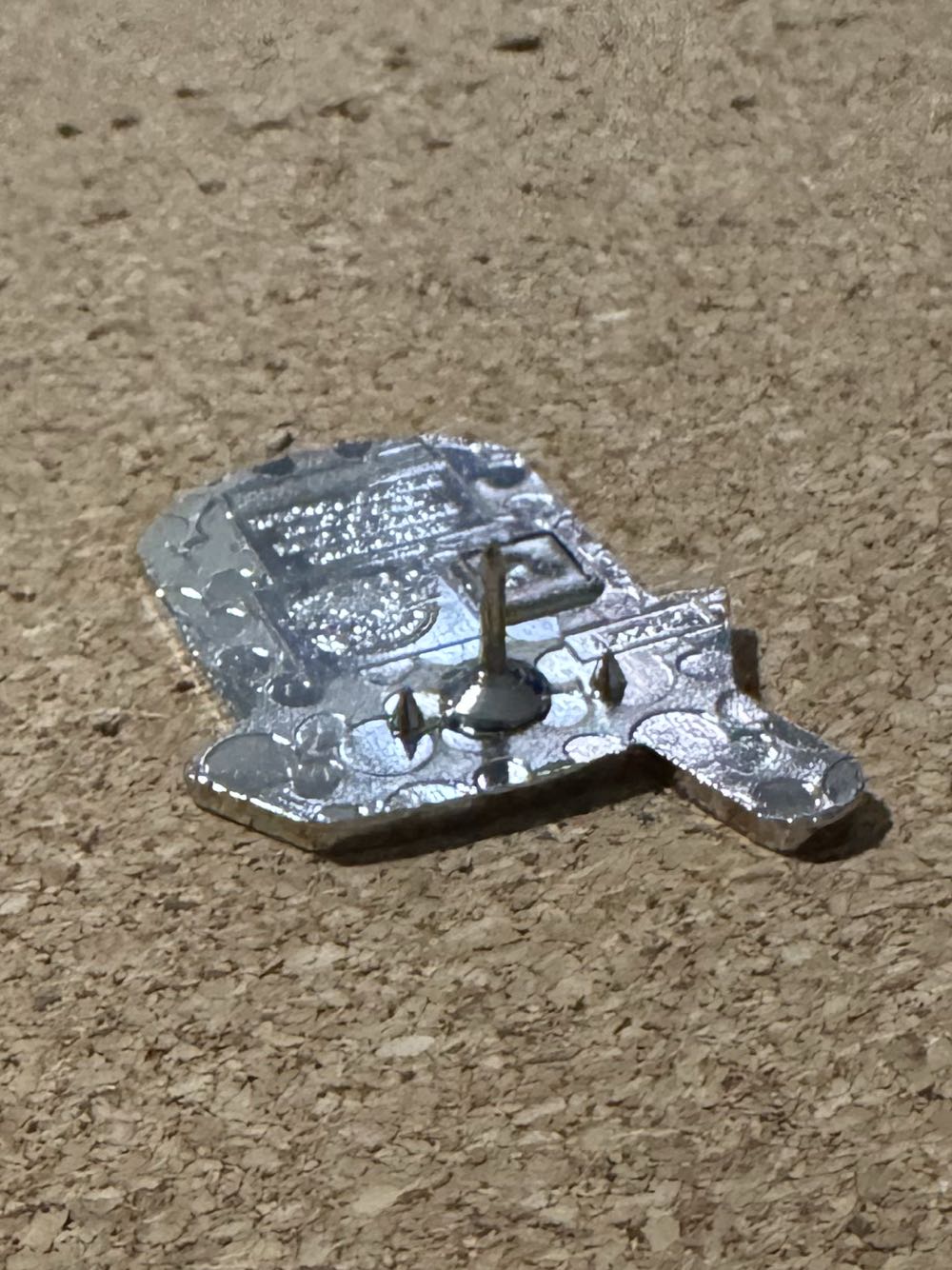 Munchkings S4 - Darkwing Duck - Hard Enamel, Metal pin collectible - Main Image 3