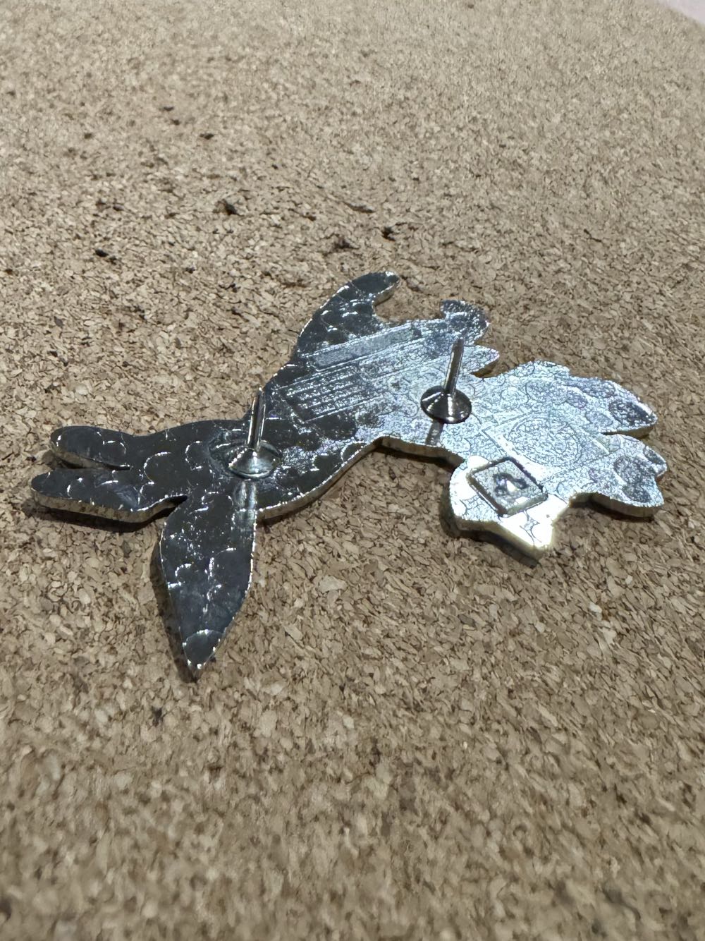 Disney Dogs - Dodger - Hard Enamel, Metal pin collectible - Main Image 3