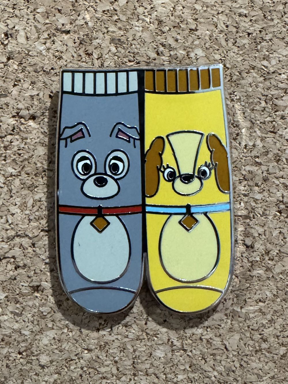 Vintage Celebrate The Future Hand Hand Hand” Disney World Walt ”celebrate Mickey Trading Mouse Lapel Goofy Wdw Donald Friends New