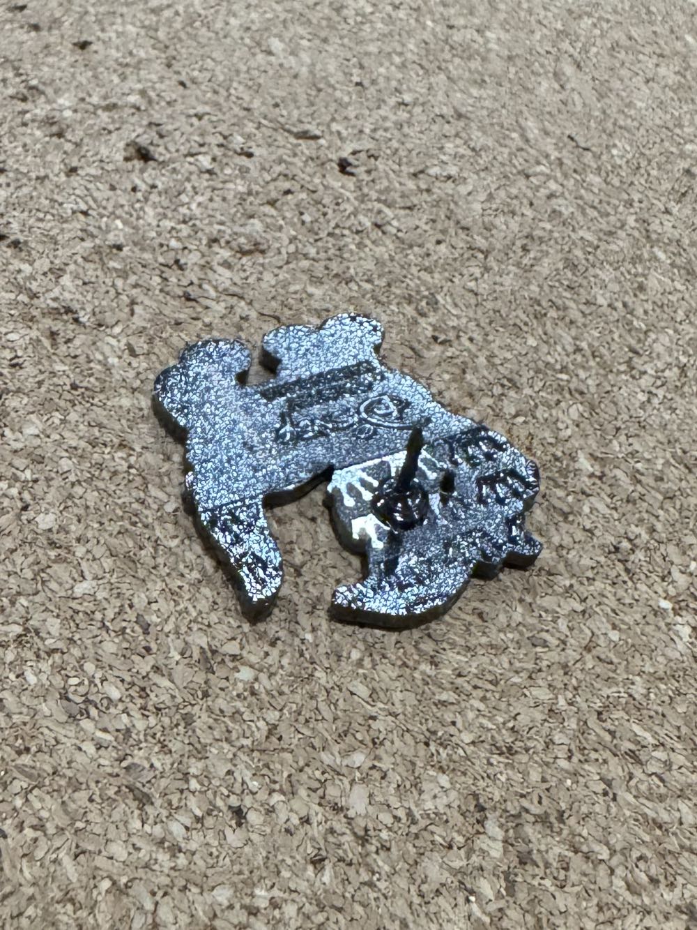 LFLY Animals Halloween - Oliver - Disney Loungefly pin collectible - Main Image 3