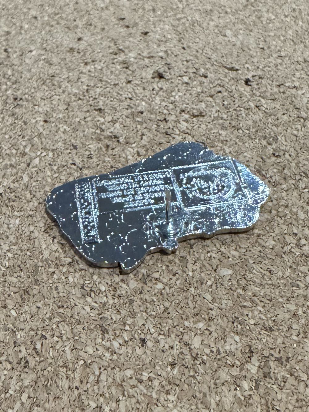 Sweet Dreams - Figaro - Hard Enamel, Metal pin collectible - Main Image 3