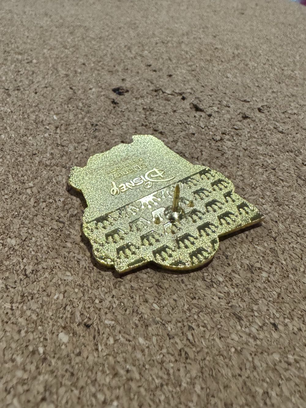 BL Classic Scenery - Cheshire Cat - Disney Loungefly pin collectible - Main Image 3