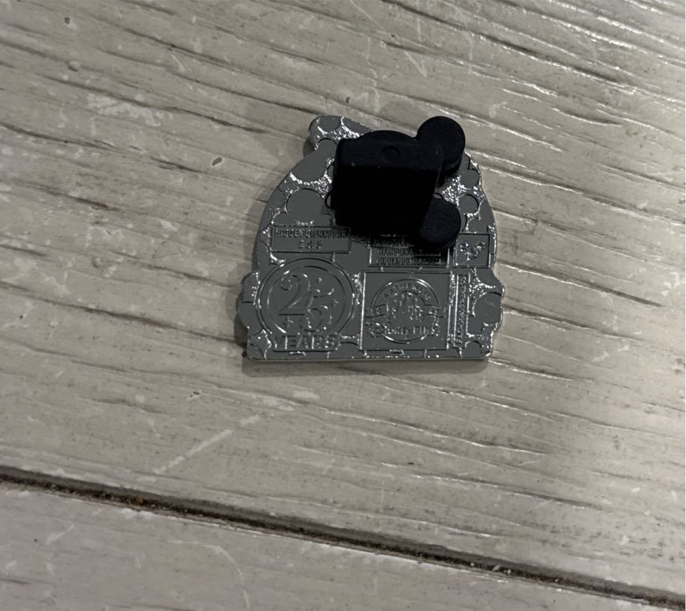 Dopey - 25 Years Of Pin Trading - Hidden Disney - 25 Years of Pin Trading Hidden Disney pin collectible - Main Image 2