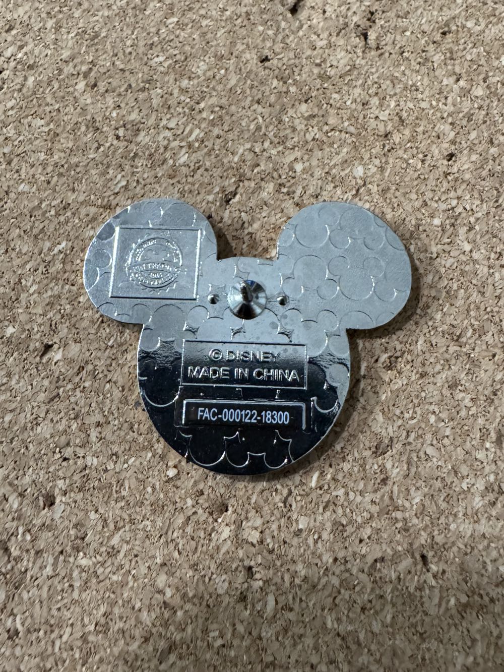 Mickey Mouse Icon - Clear Crystal - Disney Pin with Crystals pin collectible - Main Image 2