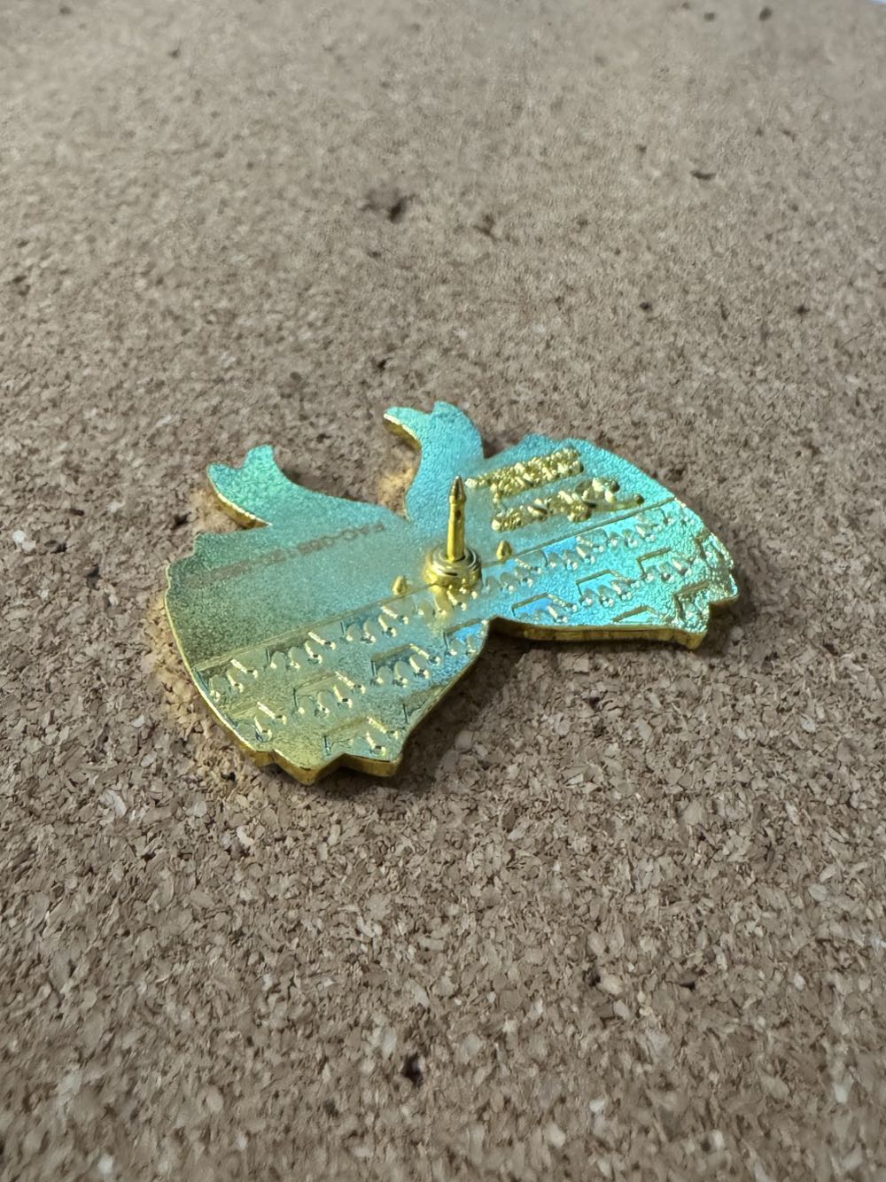 LFLY Princess Glitter Bow - Tiana - Disney Loungefly pin collectible - Main Image 3