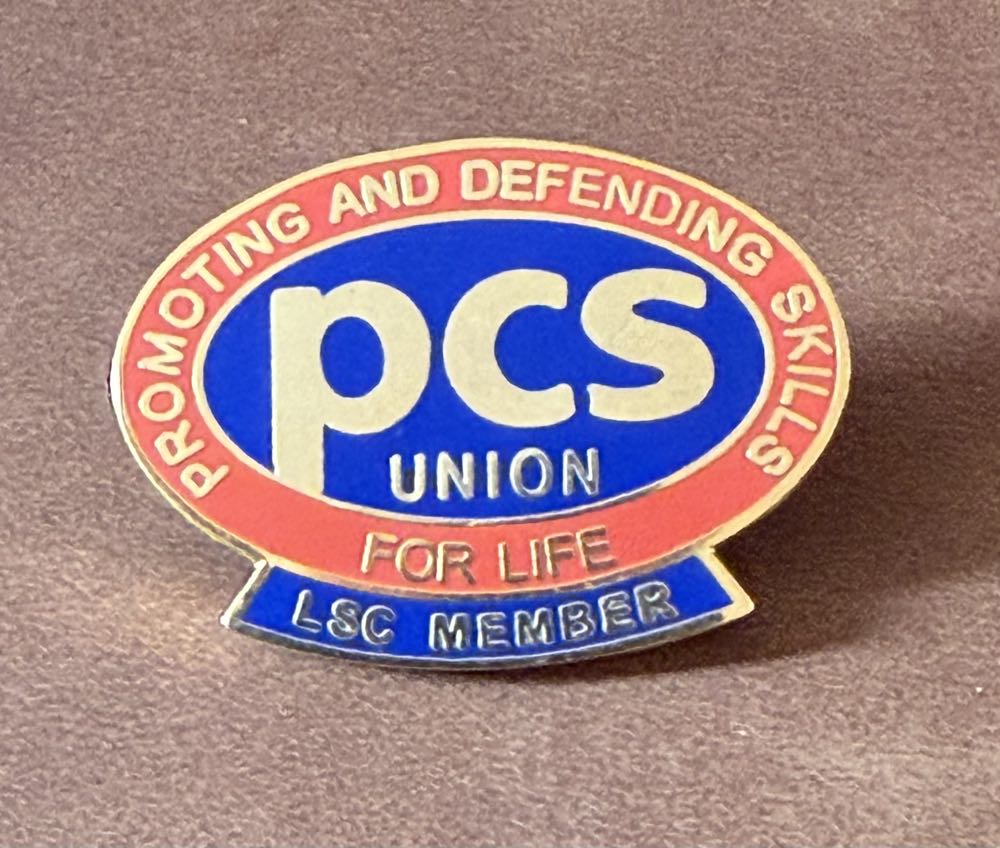 Trashcan, Cheshire cat